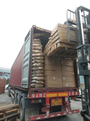 Parachoques de camión semirremolque de estilo europeo resistente de la fábrica Dongsui, protector de ciervos con malla para VOLVO SCANIA BENZ MAN
