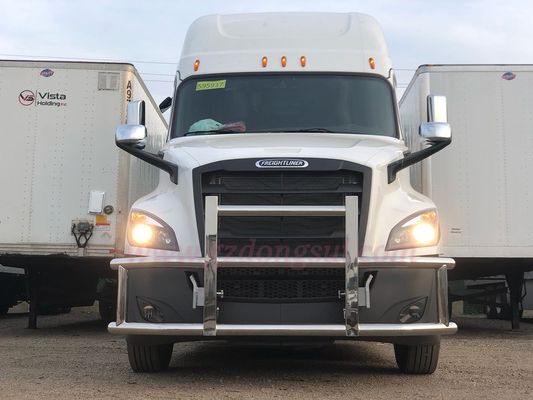 Color plata del guardia de 304 del acero inoxidable ciervos del camión para Freightliner Cascadia