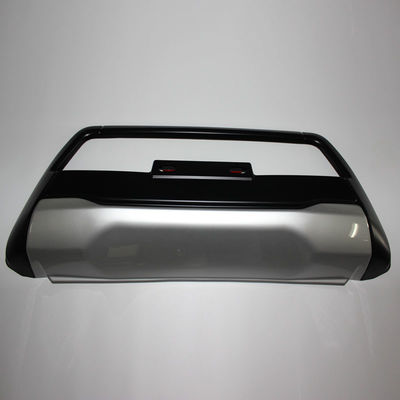 Color del blanco del material plástico del ABS del guardia de parachoques del coche de Toyota Hilux Revo