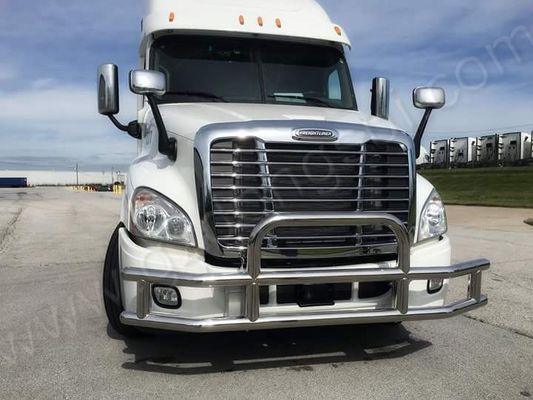 La venta de la fábrica resistente semi acarrea al guardia de parachoques de los ciervos 304SS para  VNL Freightliner 2004-2017 Cascadia Internat