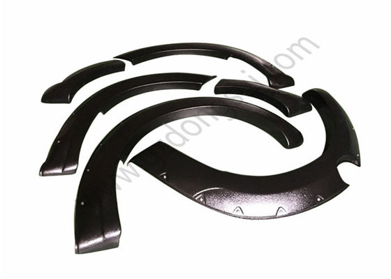 La defensa superior del camión de las materias primas señala por medio de luces color negro para Mazda BT-50