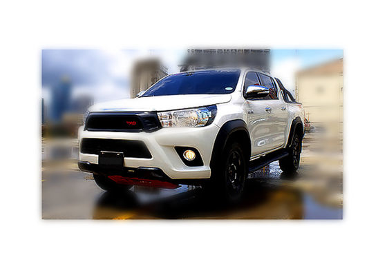 Construido en el coche Front Grill de Hilux Revo de las luces de funcionamiento