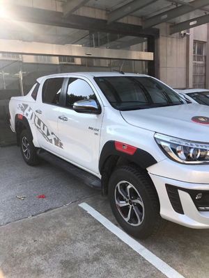 Llamaradas de la defensa del camión para Toyota Hilux Revo 2016-2019 y 2021