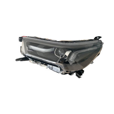 Tienda de fábrica del OEM para la carrocería 2021 de Toyota Hilux Rocco Kit Front Bumper Grill Facelift