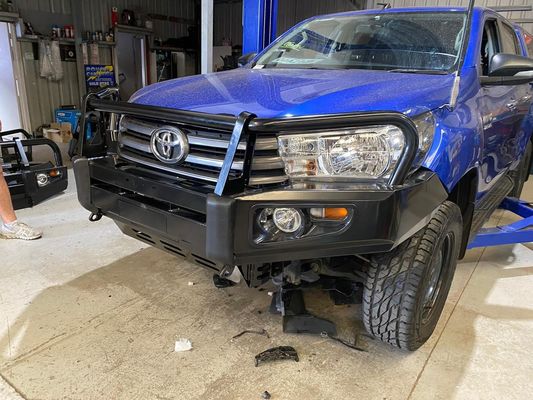 Acero Front Bull Bar For Toyota Hilux Revo Vigo Nissan Navara Np de Wholesale Powder Coated del fabricante del OEM 300 D40