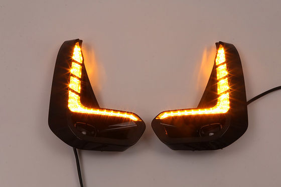 Luz ámbar blanca de la luz DRL de la cola de la linterna de Toyota Hilux Revo