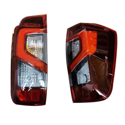 La tienda de fábrica coge la luz de la cola de la linterna del LED para Nissan Navara 2021 accesorios posteriores autos