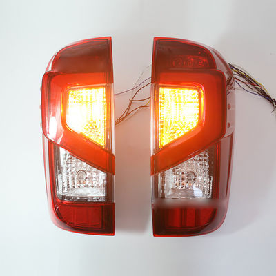 La venta al por mayor de la fábrica de la prenda impermeable escoge encima de la luz de la cola del LED para Nissan Navara 2021