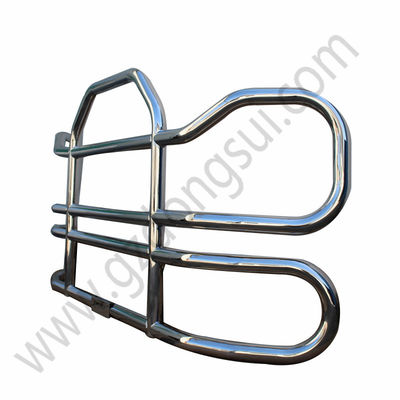 Dongsui Fabrica clásico duro de la fábrica de América del Norte precio original nuevo estilo Semi Truck Bumper Deer Guards Para Freightliner Cascadia For Volvo Internacional Prostar Kenworth Peterbilt Mack Pinnacle