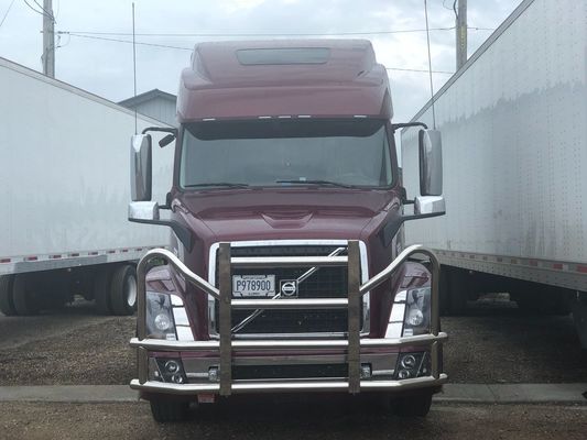 Dongsui Fábrica Clásica robusta de América del Norte Fábrica precio original Nuevo camión de estilo Semi Bumper Guardas de venado para el carguero Cascadia Volvo Internacional Prostar Kenworth Peterbilt Mack Pinnacle