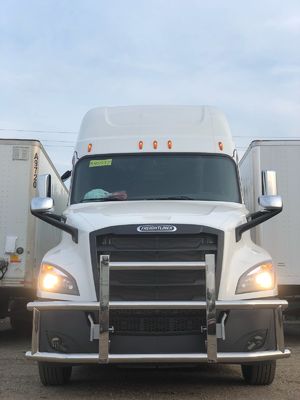 Parachoques resistentes para camiones Dongsui Factory, protectores contra ciervos para Freightliner Cascadia, For Volvo, International Prostar, Kenworth, Peterbilt, Mack Pinnacle