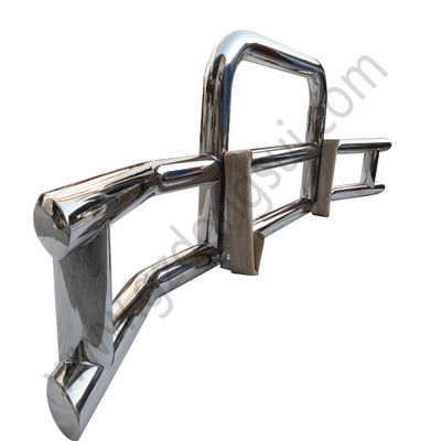Dongsui Fabrica clásico duro de la fábrica de América del Norte precio original nuevo estilo Semi Truck Bumper Deer Guards Para Freightliner Cascadia Volvo Internacional Prostar Kenworth Peterbilt Mack Pinnacle